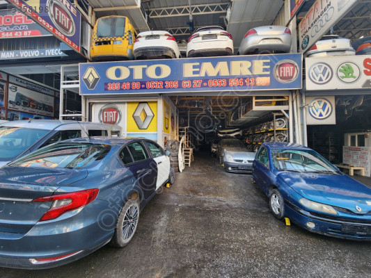 RENAULT CLİO ORJİNAL ÇIKMA YEDEK PARÇALARI KAPI KAPUT