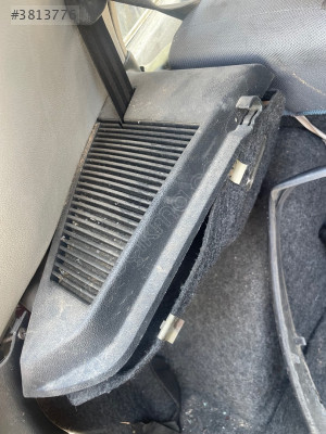 SKODA FABİA BAGAJ HOPARLÖR KAPAĞI