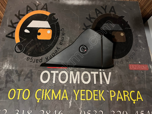 689201111R Clio 5 Torpido Sağ Yan Kaplama Orjinal Çıkma