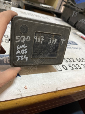 ÇIKMA SKODA OCTAVIA 5Q0 907 379 T 5Q0907379T ABS BEYNİ