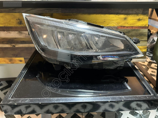 SEAT IBIZA SAĞ FAR 201720 LEDLİ ÇIKMA ORJİNAL