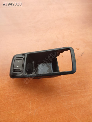 FORD FOCUS 2.5 SOL ARKA CAM TUŞU