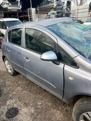 OPEL CORSA D SAG ARKA KAPI MERT OTO