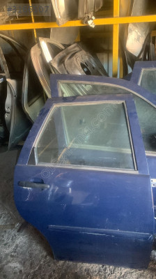 1997 polo classic sağ arka kapı dolu çıkma