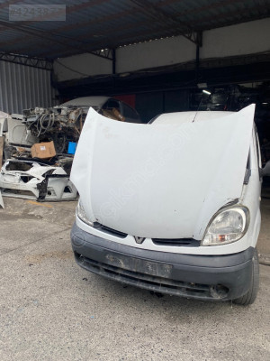 RENAULT KANGO 2008 ÇIKMA IRJİNAL ÖN KAPUT