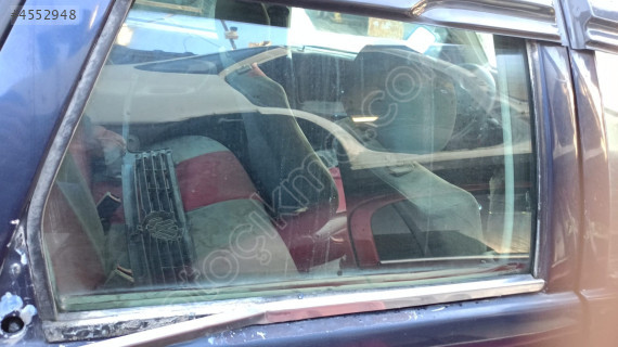 volkswagen polo classic sağ arka kapı camı