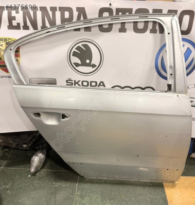 VW PASSAT B6 2005 - 2010 SAĞ ARKA KAPI ÇIKMA ORJİNAL