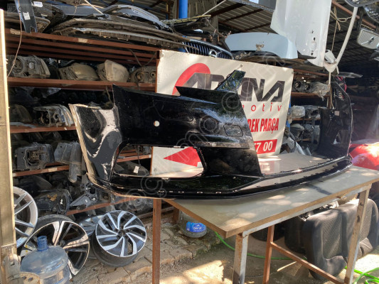 AUDİ A3  sağ ön kapı