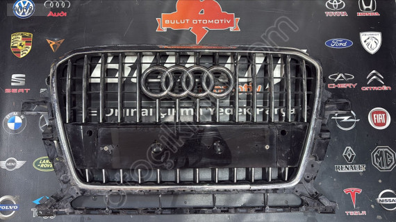 Audi Q5 8R0853651S Çıkma Ön Panjur 2013-2016