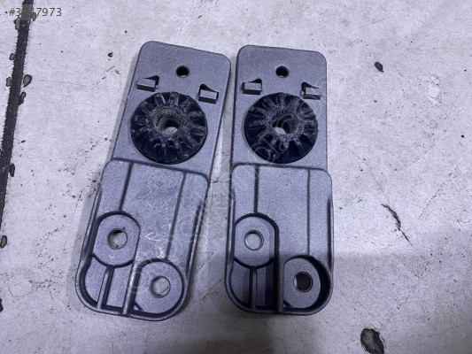 OPEL ASTRA J ZAFİRA C CRUZE RADYATÖR ALT AYAĞI 13337826