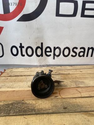 Volkswagen Golf 4 Direksiyon Pompası Hatasız Orjinal Çıkma