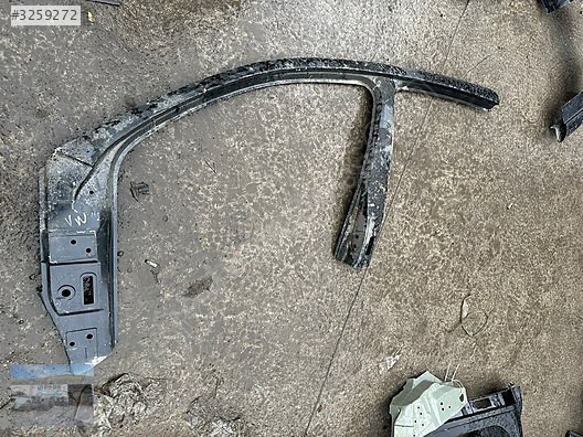OTO CEMDEN ÇIKMA VOLKSWAGEN GOLF 6 SOL ÖN DİREK SACI