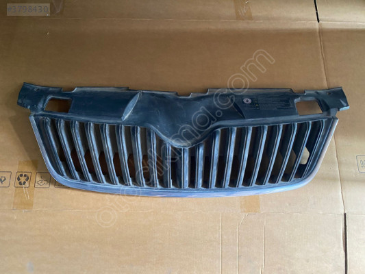 SKODA FABİA ÖN PANJUR 2011 2014 5J0853668C ÇAĞRI OTO MASLAK