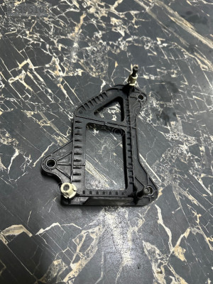 PEUGEOT 3008 radar sensörü ayak plastik