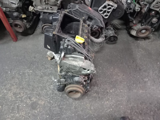 Renault clio 1.2 16 valf 2004/2006 model motor