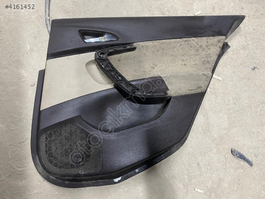 OPEL İNSİGNİA A SAĞ ARKA KAPI DÖŞEMESİ BEJ RENK 13327702