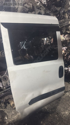 FİAT DOBLO SAĞ SÜRGÜLÜ KAPI KONUK OTO 05366077016