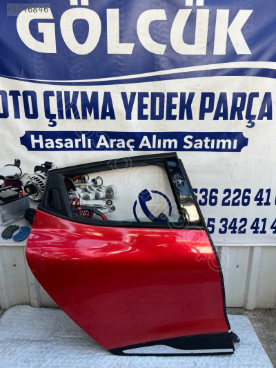 Renault Clio 4 HB Sağ Arka Kapı ORJİNAL