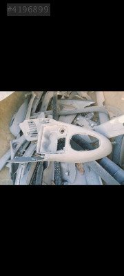 Renault symbol orta konsol küllük