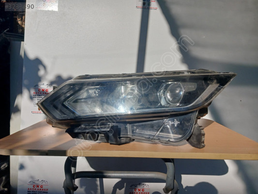 Nissan QashQqj sol on far