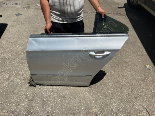 VW CC GRİ SOL ARKA KAPI ORJINAL DOLU
