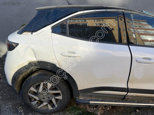 OPEL MOKKA B SAĞ ARKA KAPI BEYAZ ÇIKMA SÖKME YEDEK PARÇA