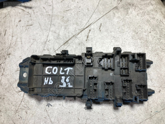 Mitsubishi Colt 1.5 HB 1986-1992 Sigorta Kutusu Panosu