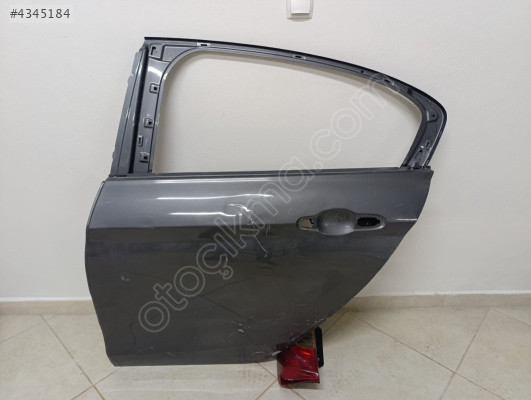 EGEA SOL ARKA KAPI ORJİNAL ÇIKMA