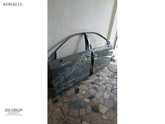 NISSAN QASHQAI J12 SAĞ-SOL ÖN KAPI (LOKALLİK-NARDO GRİ RENK) ORJ