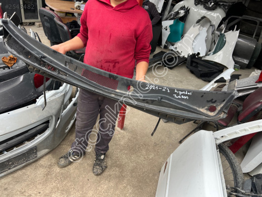 2021 2023 Hyundai tucson çıkma ön cam ızgarası