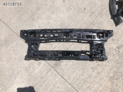 BMW X1 U11 ARKA TAMPON ORTA BRAKET 51129883545