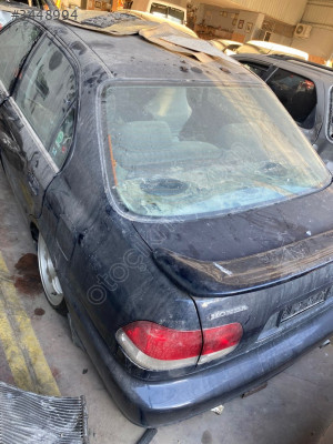 2000 Model Honda İes Sağ Arka Kapı