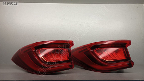 SEAT LEON ORJİNAL ÇIKMA SOL STOP 2020-2023