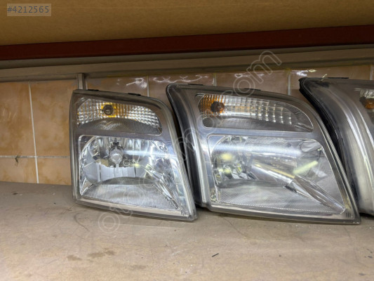 ford connect sağ far çıkma orjinal