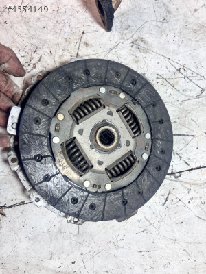 RENAULT MEGANE 2 1.5 DİZEL DEBRİYAJ SETİ ÇIKMA ORJİNAL