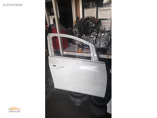 OPEL ASTRA J SAĞ ÖN KAPI MERTLER OTO YEDEK PARÇADA