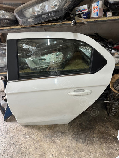 Citroen C-Elysee İçin Sol Arka Kapı Çıkma Parçası