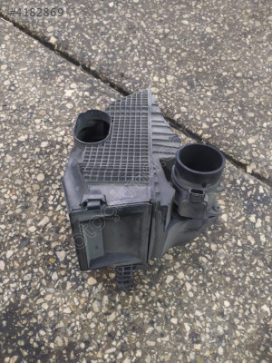 Renault Romanya kasa hava filtre kutusu