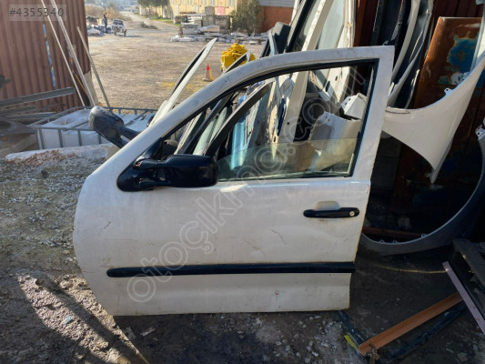 SEAT İNCA SOL ÖN KAPI