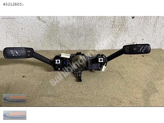 3Q0953521 VW PASSAT B8 SİNYAL SİLECEK KOLU ÇIKMA ORİJİNAL