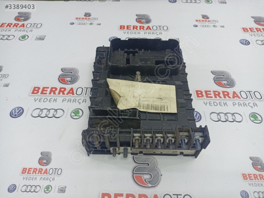 AUDİ A3 VW GOLF SİGORTA KUTUSU 1K0937125