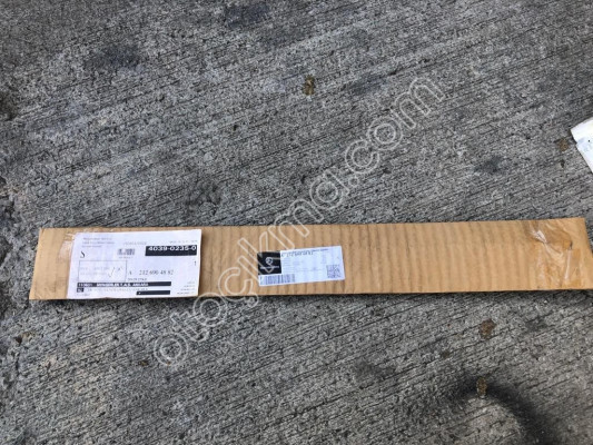 MERCEDES E SERİ W212 ARKA SAĞ KAPI NİKELAJI 2126904882