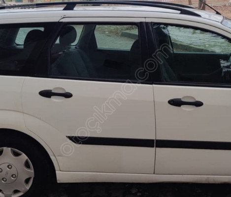 Ford FOCUS SAĞ ARKA KAPI