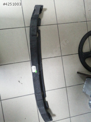 SEAT LEON ÖN TAMPON DARBE EMİCİ