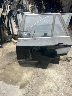 BMW X5 SOL ARKA KAPI