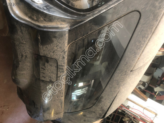 ÇIKMA CHRYSLER 300C ARKA KELEBEK CAMI