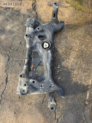 SKODA KAROQ  MOTOR ALT TRAVERS