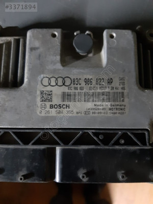 03C906022AP-0261S04395 AUDİ A3 MOTOR BEYNİ