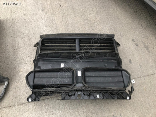 BMW X2 F39 ÖN HAVA KANAL MASKESİ 5174112520-10