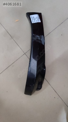 Chrysler Voyager sol ön çamurluk kaplaması R067TRMAD